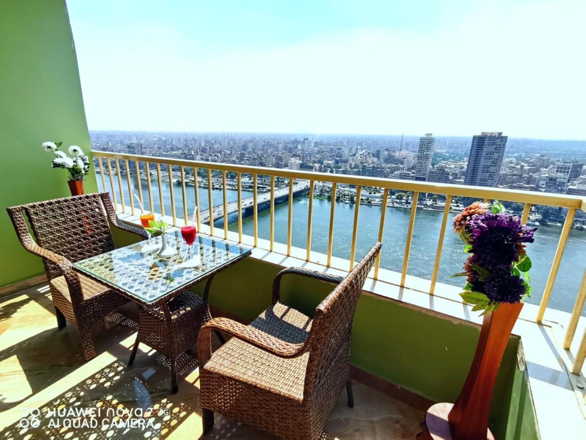 Pyramids Nile Tower Hotel Кайро Екстериор снимка