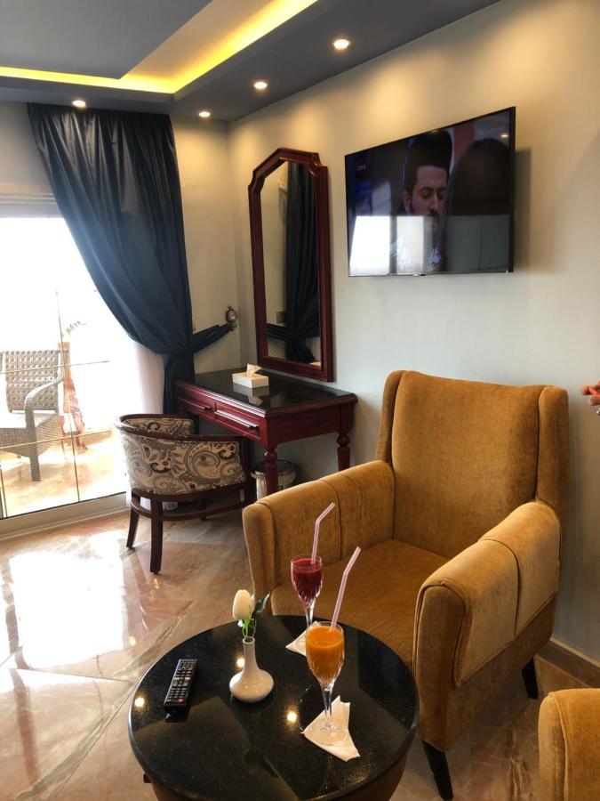 Pyramids Nile Tower Hotel Кайро Екстериор снимка