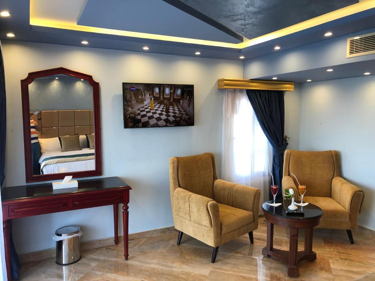 Pyramids Nile Tower Hotel Кайро Екстериор снимка