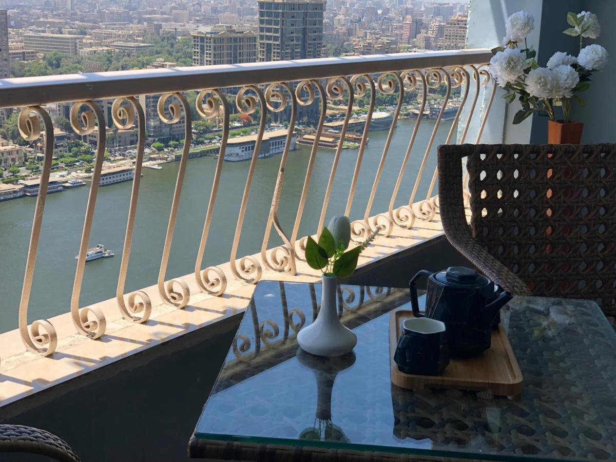 Pyramids Nile Tower Hotel Кайро Екстериор снимка