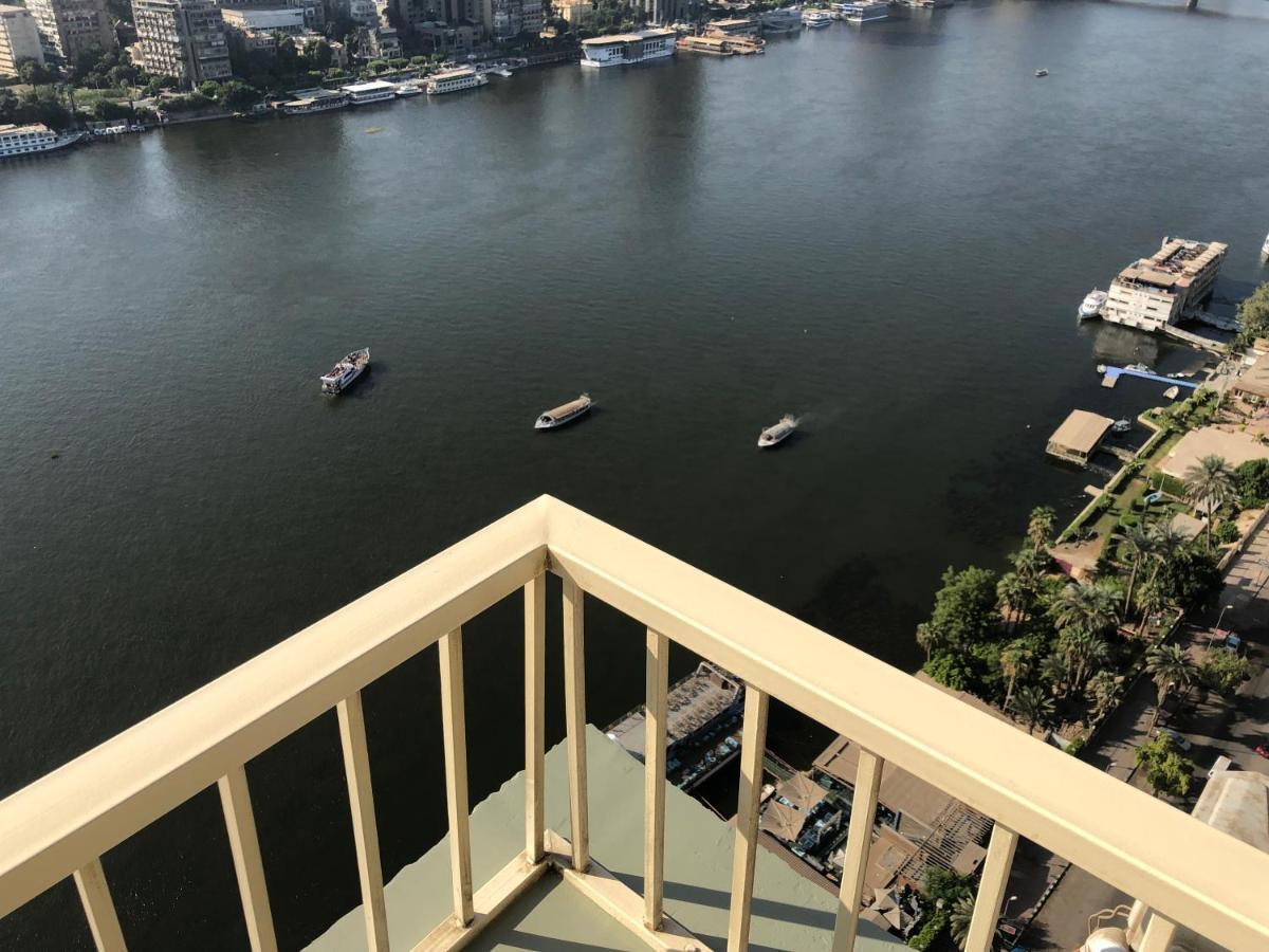 Pyramids Nile Tower Hotel Кайро Екстериор снимка