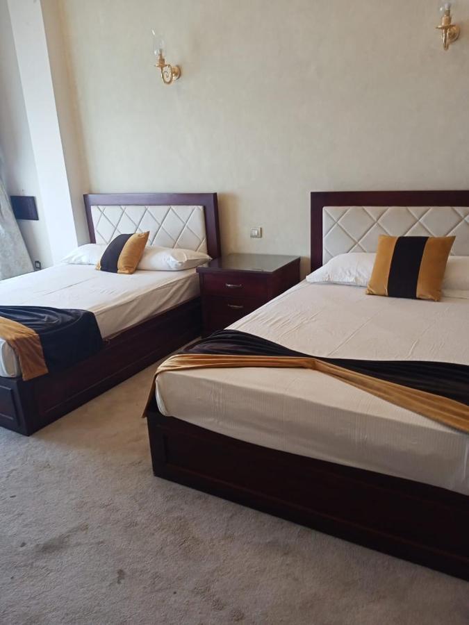 Pyramids Nile Tower Hotel Кайро Екстериор снимка