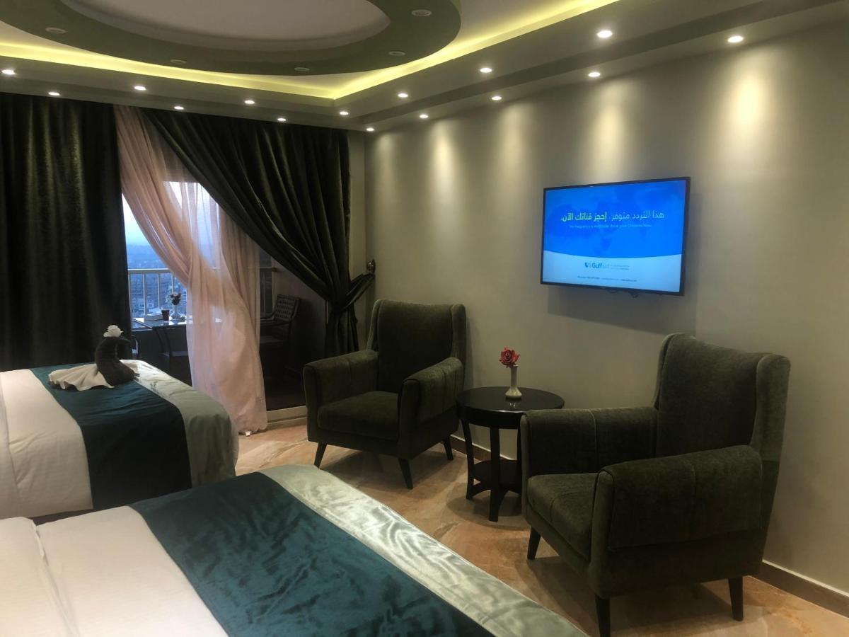 Pyramids Nile Tower Hotel Кайро Екстериор снимка